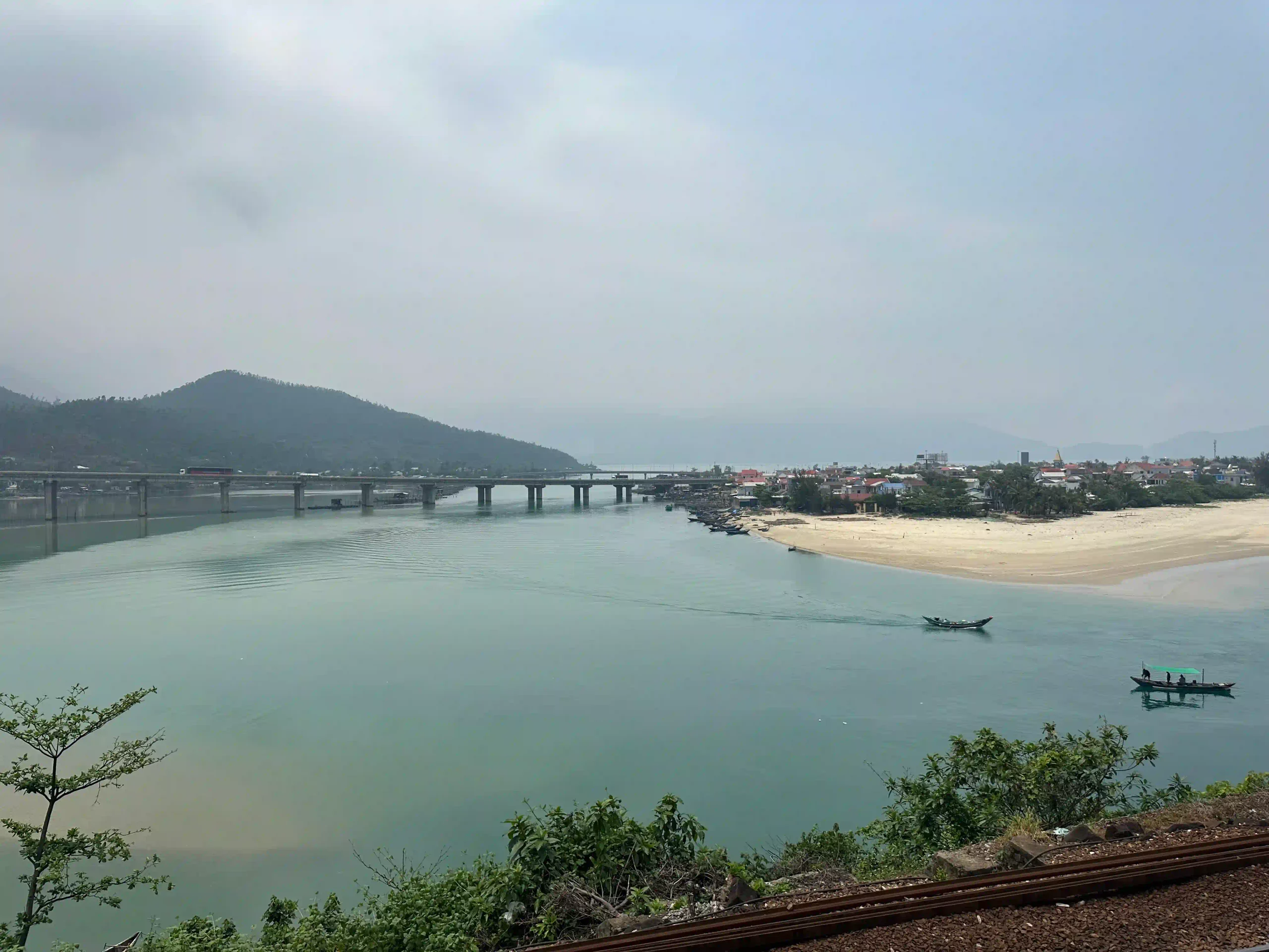 Hai Van Pass easy rider (Hoi An to Hue): Solo female guide 8 Hai Van Pass easy rider