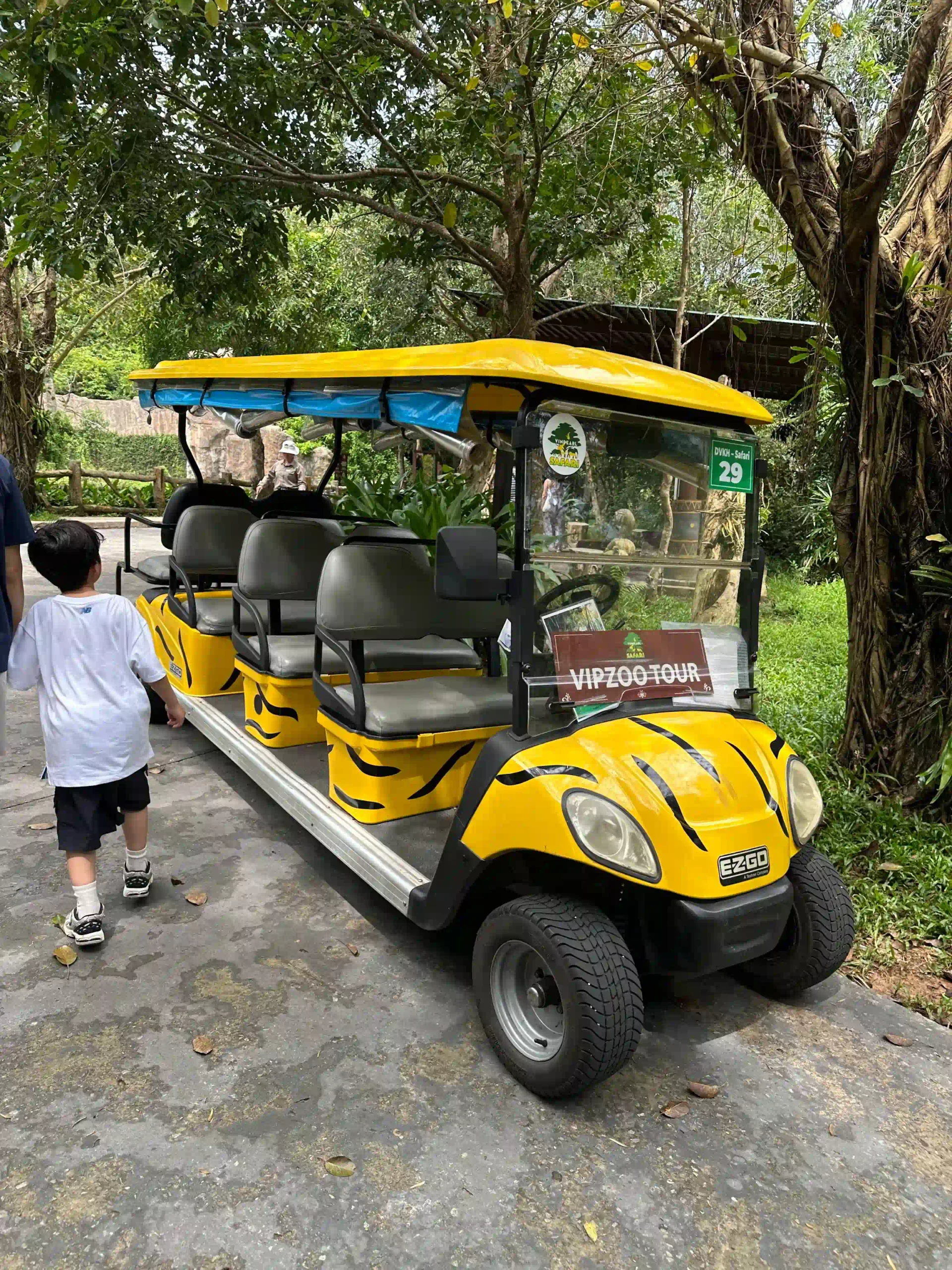 My complete Vinpearl Safari Phu Quoc reviews & cost guide 10 The Walking Zoo and What Youll Actually See vinpearl safari 5 scaled Vietadvisor