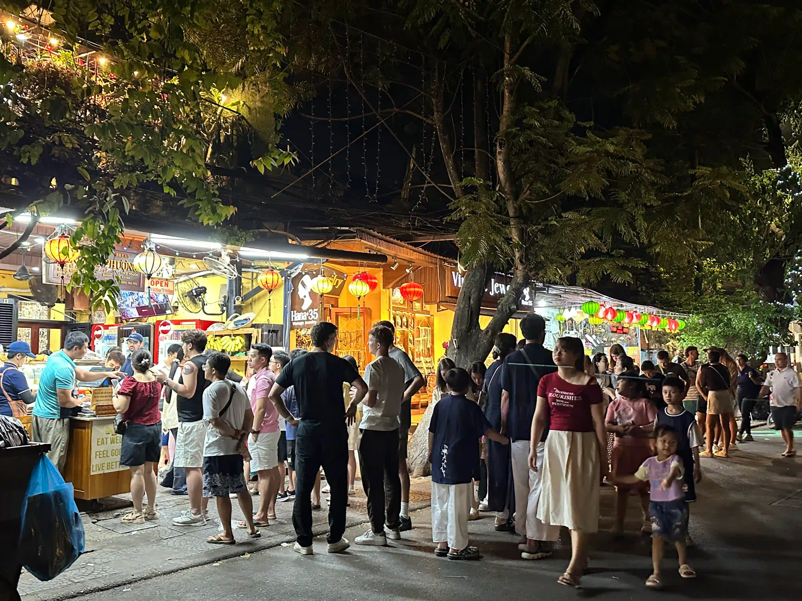 Is a Hoi An evening walking food tour worth the money? 1 Hoi An evening walking food tour