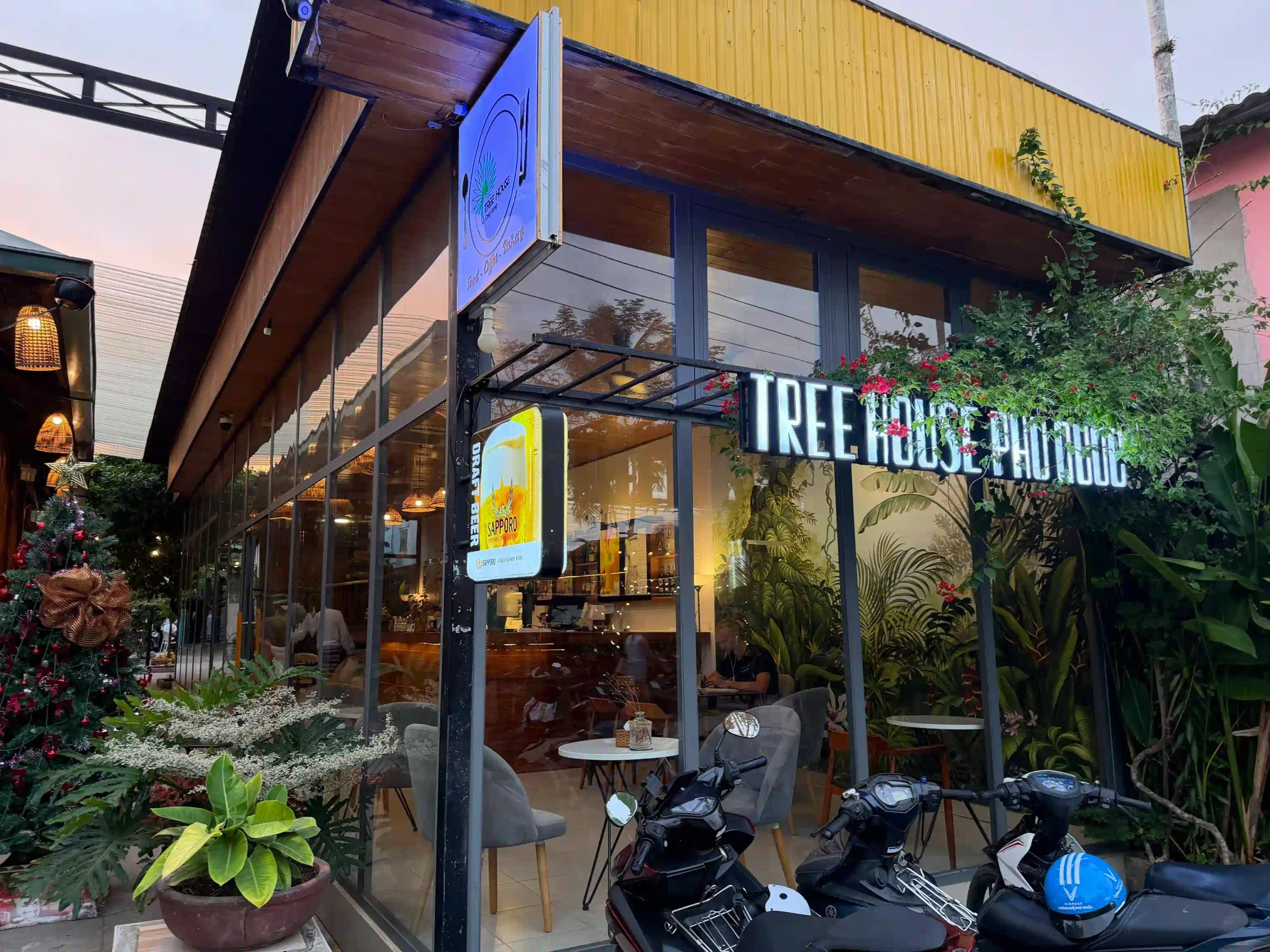 5 best places to eat in Phu Quoc I always return to in 2026 15 Tree House Ong Lang 4 scaled Vietadvisor