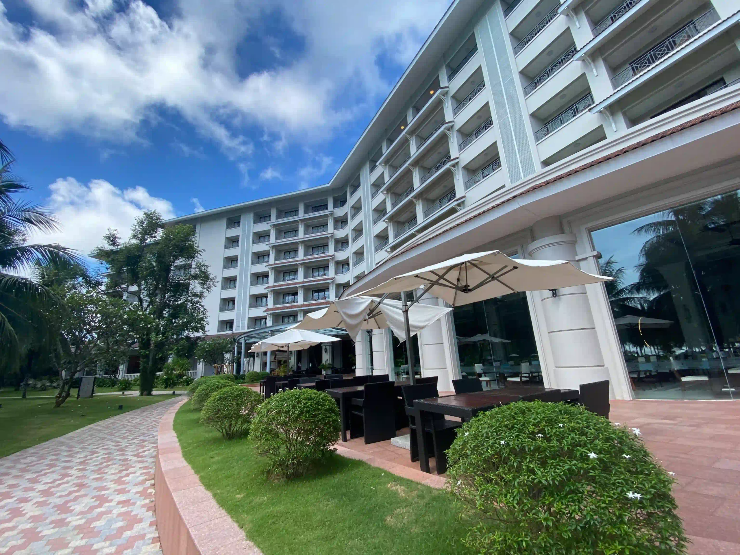 3 best Phu Quoc family resorts I'd book with kids (2026) 40 Vinpearl Phu Quoc Resort 2 scaled Vietadvisor