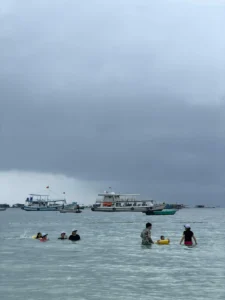 When You Come Changes the Answer – rain in phu quoc 2