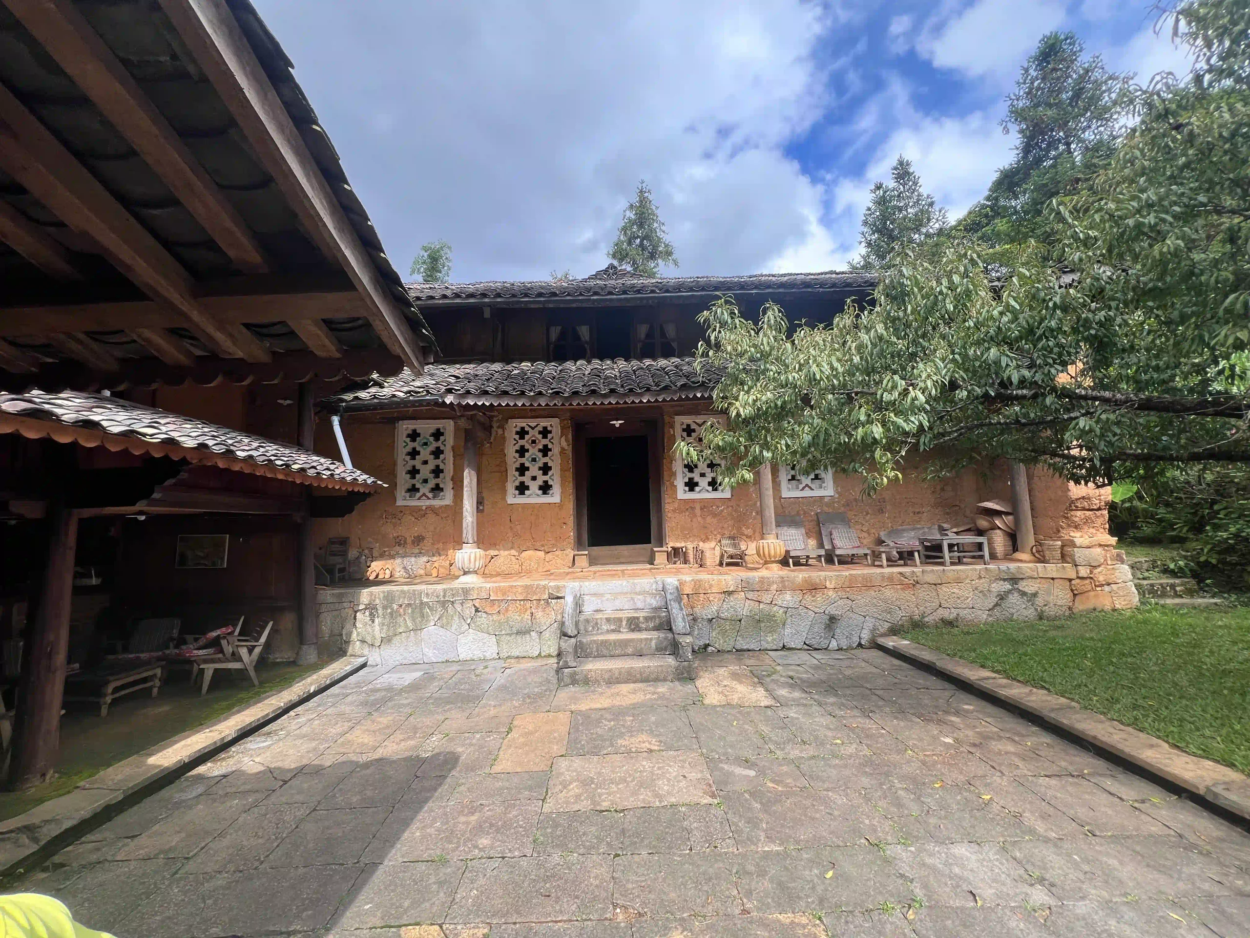 Meo Vac Ha Giang: Travel guide & things to do in 2027 29 Auberge meo vac scaled Vietadvisor