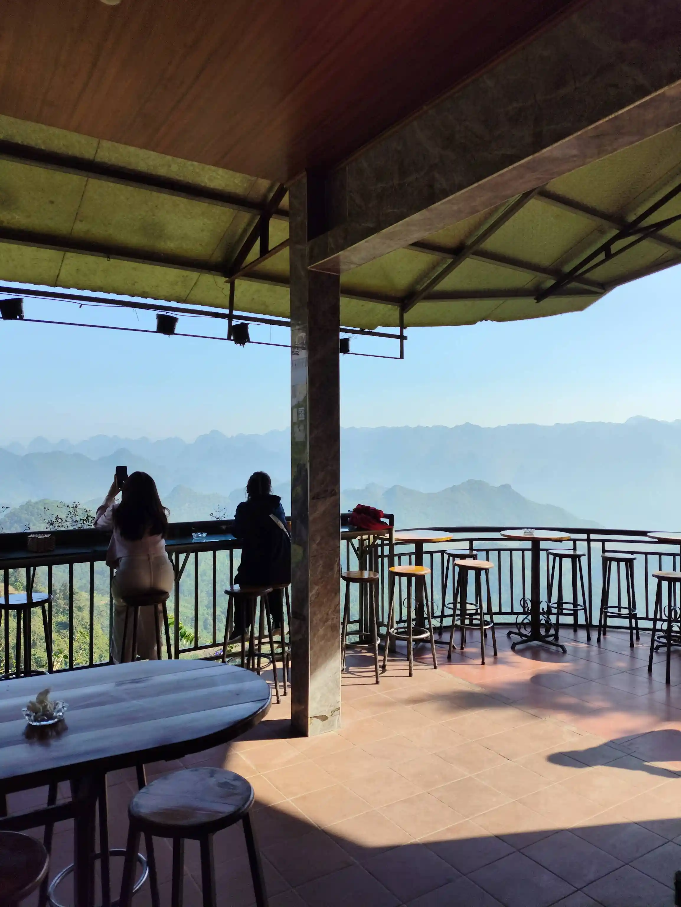 Cafe Cổng Trời quan ba 2