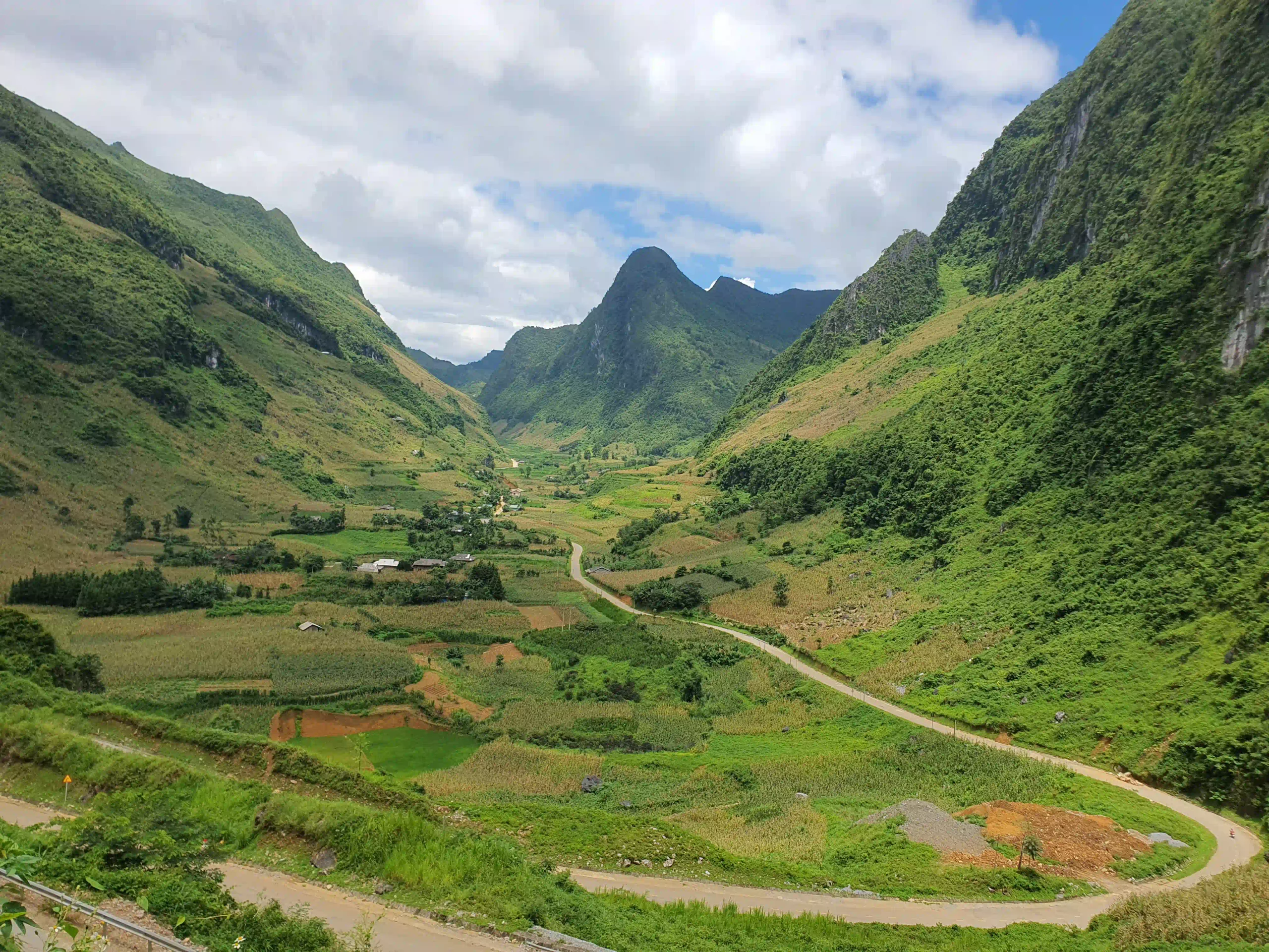 Cao Bang Loop vs Ha Giang Loop: Best choice for beginners? 3 Cao Bang Loop 2 scaled Vietadvisor
