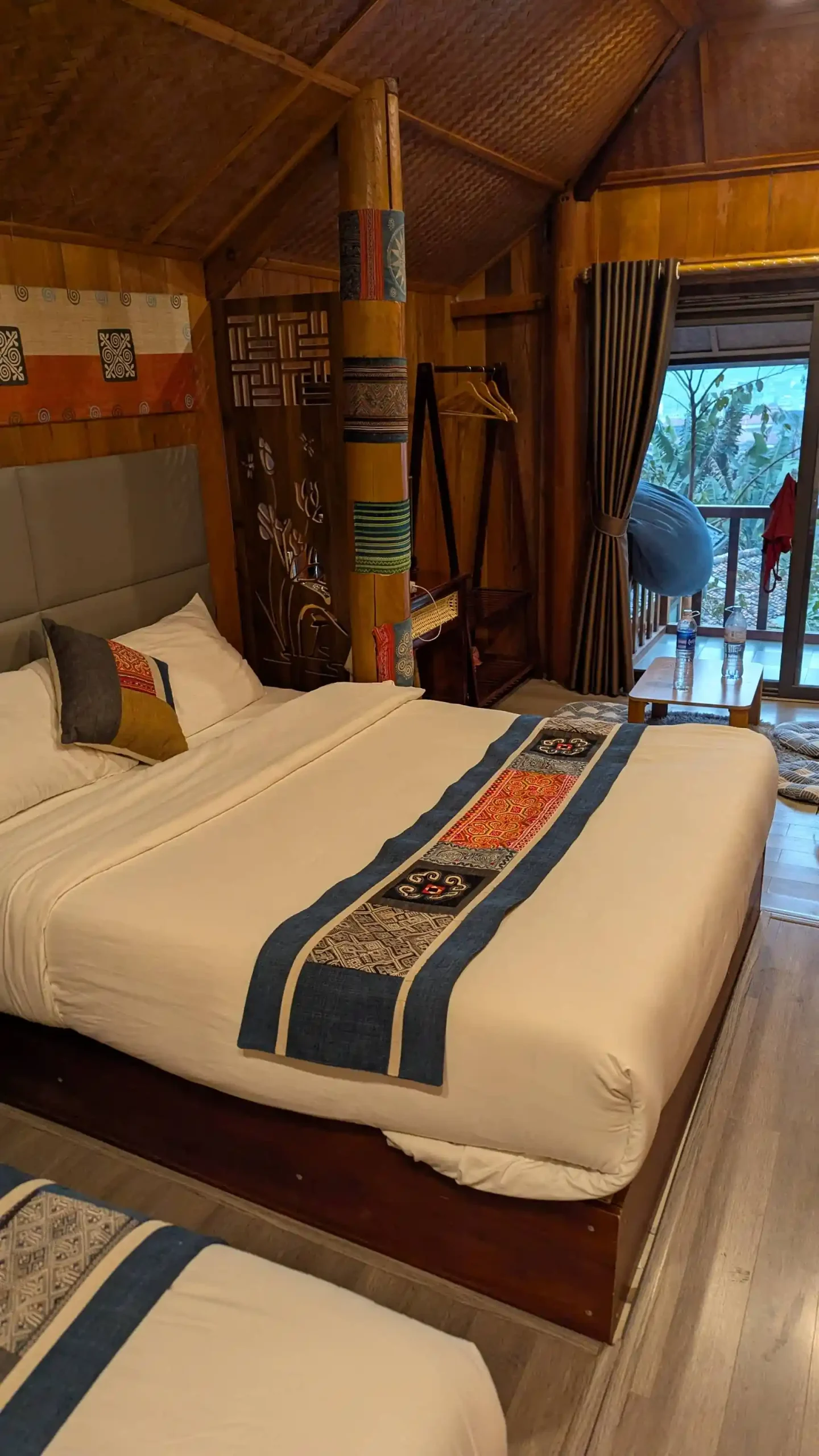 Where to stay in Dong Van, Ha Giang: 5 homestays you'll love 21 Dong Van Cliffside House 4 scaled Vietadvisor