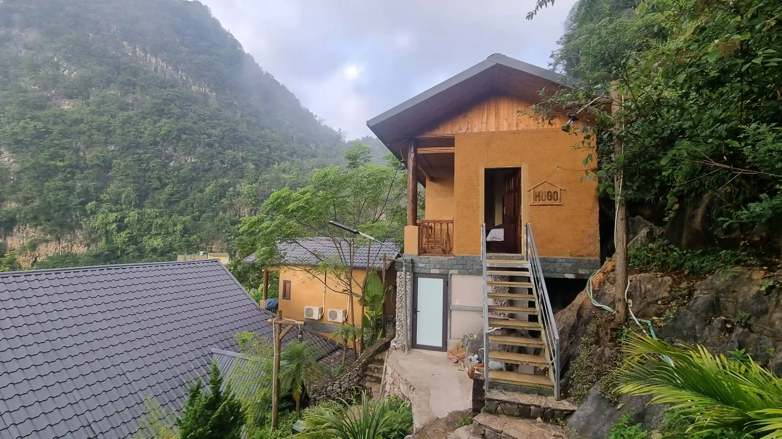 Where to stay in Dong Van, Ha Giang: 5 homestays you'll love 23 Dong Van Cliffside House 7 scaled Vietadvisor