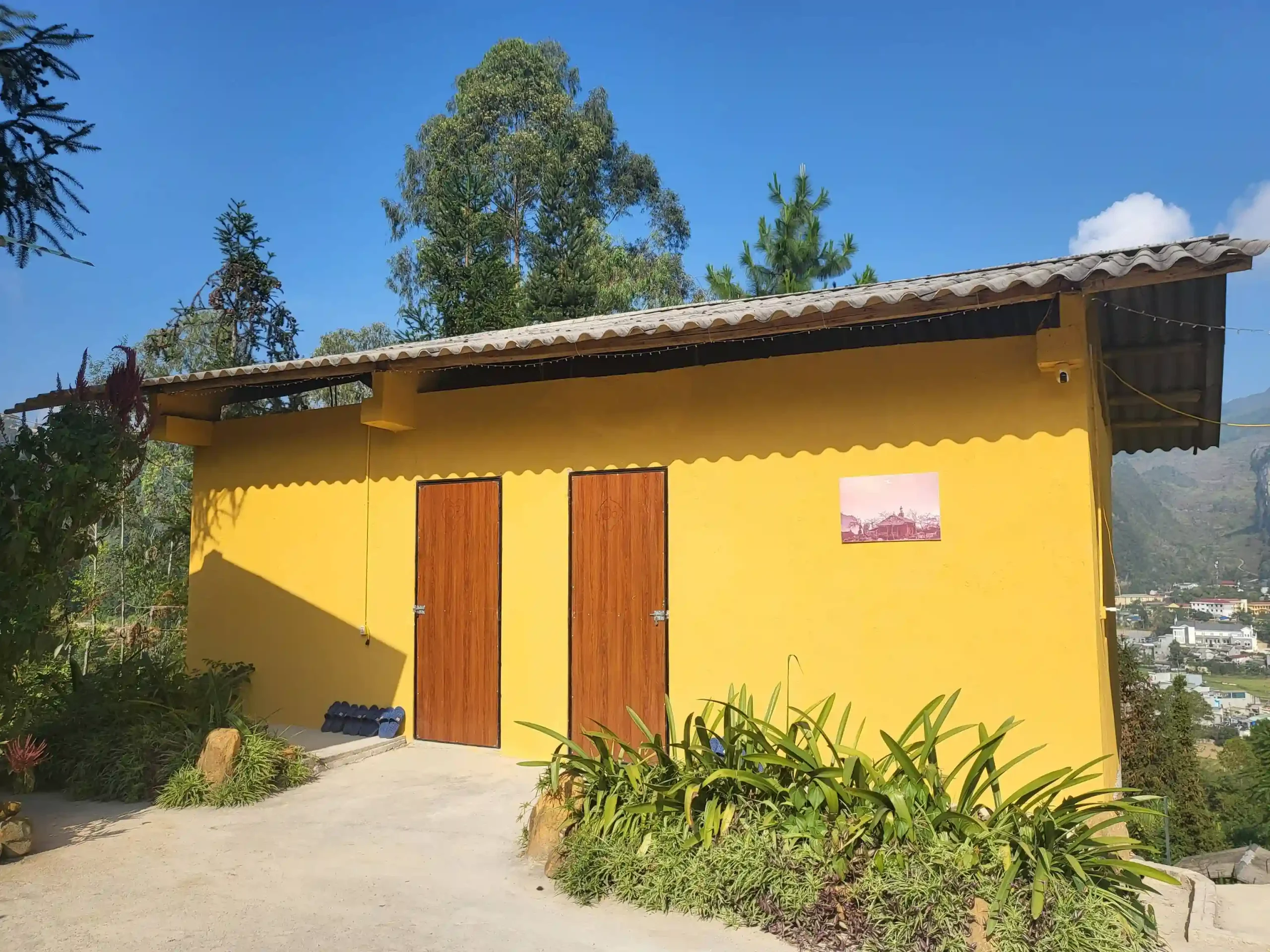 Where to stay in Dong Van, Ha Giang: 5 homestays you'll love 48 Dong Van Panorama Homestay scaled Vietadvisor