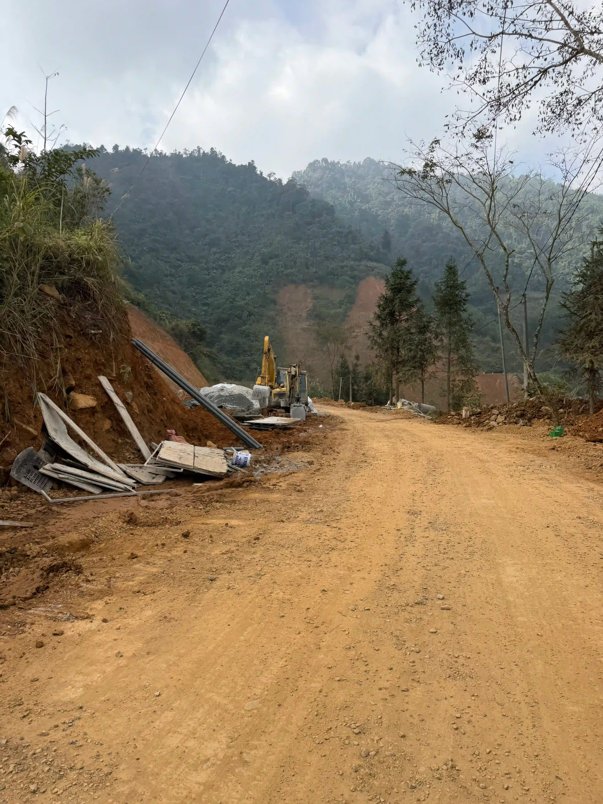 Cao Bang Loop vs Ha Giang Loop: Best choice for beginners? 40 Ha Giang to Cao Bang 3 scaled Vietadvisor
