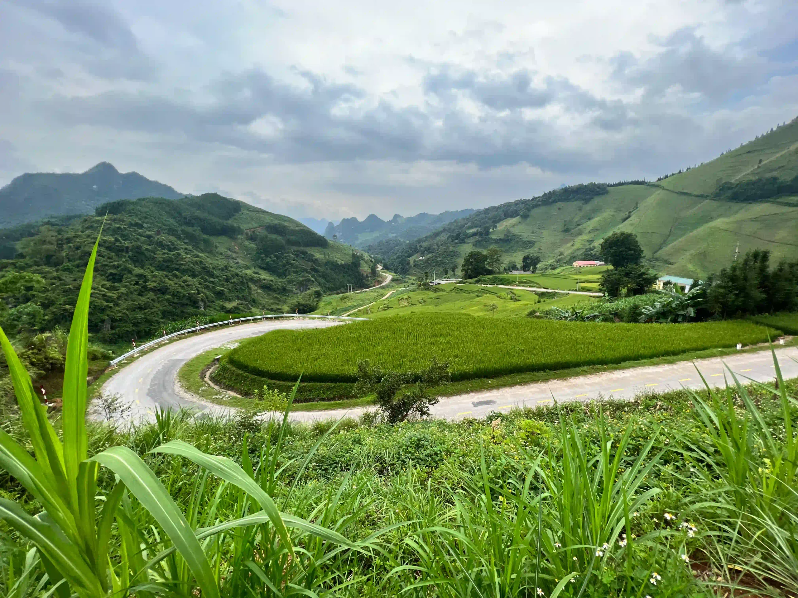Cao Bang Loop vs Ha Giang Loop: Best choice for beginners? 45 Ha Giang to Cao Bang 4 scaled Vietadvisor