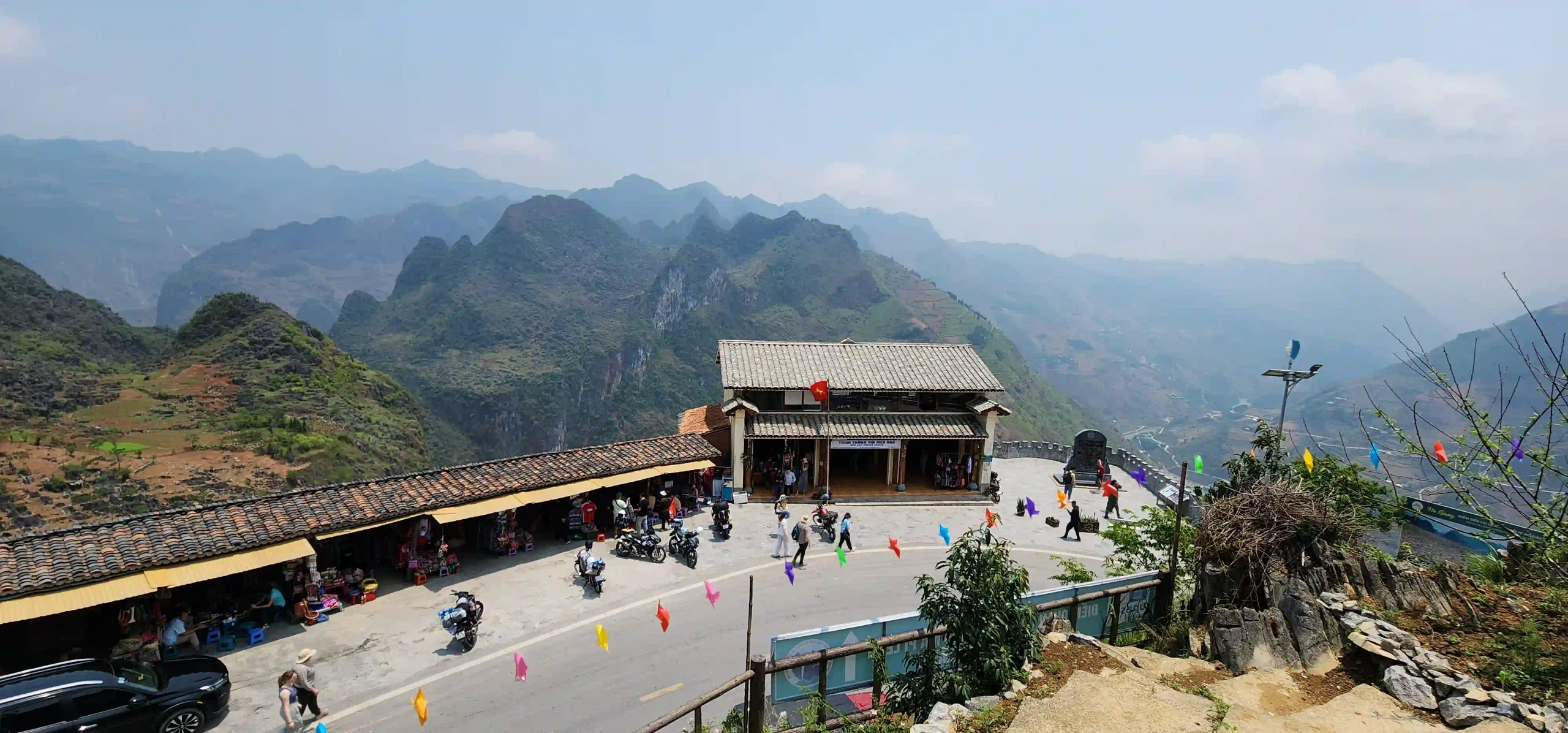 Ma Pi Leng Pass: Expectation vs reality 2026 (honest guide) 18 Happiness Road ma pi leng 3 scaled Vietadvisor