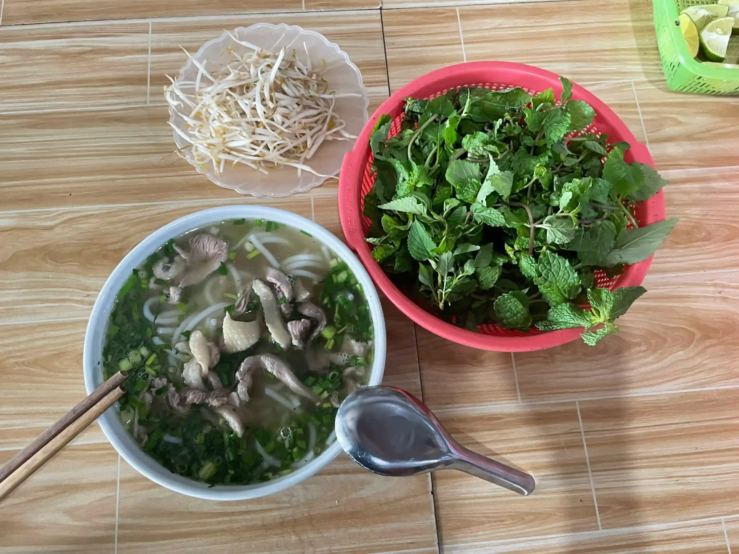 Unterkünfte in Ha Giang: 5 beste lokale Homestays 26 Hong Thu Homestay bungalow 3 scaled Vietadvisor