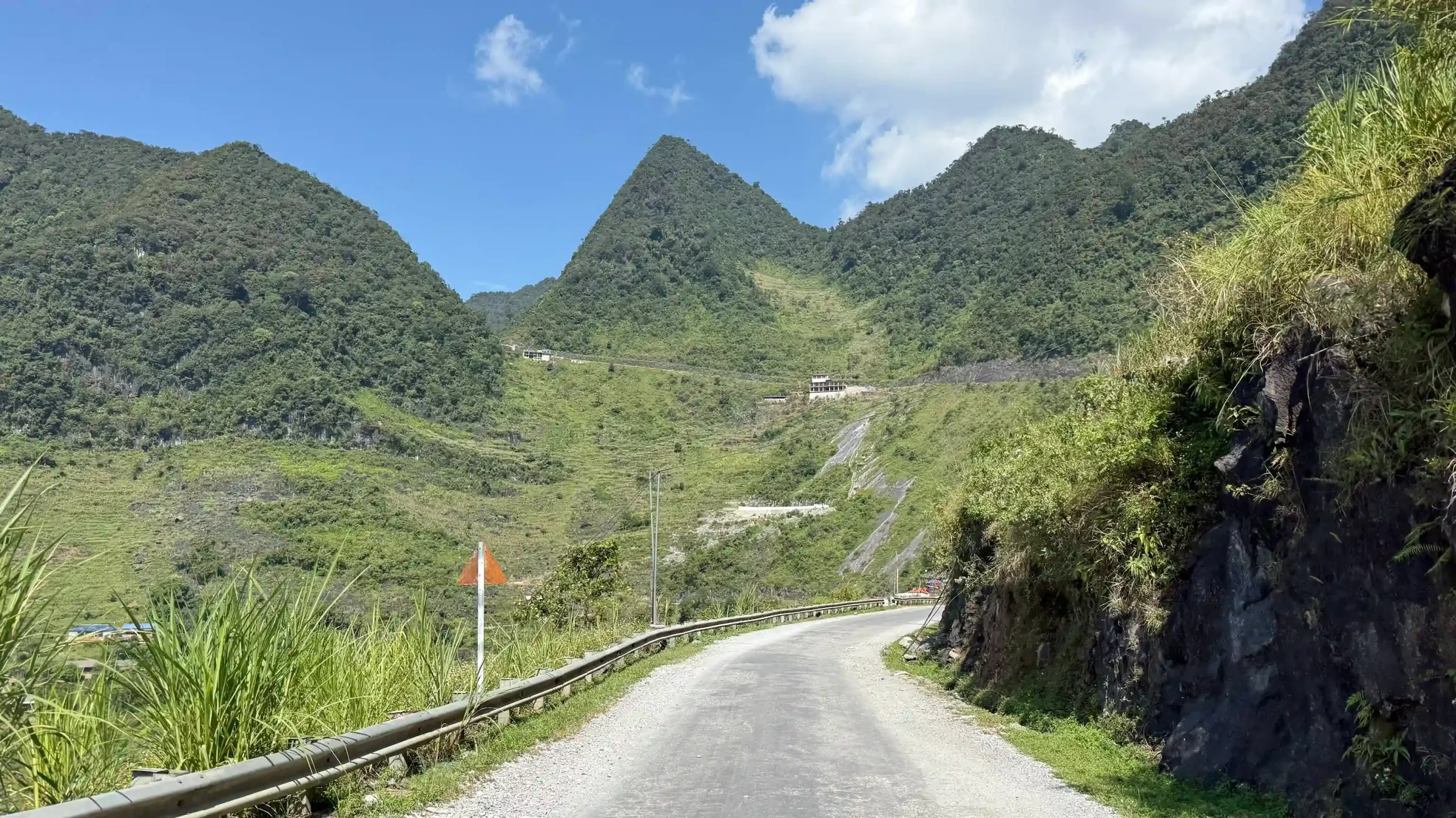 Ha Giang to Ninh Binh: My route, cost & travel experience 7 How Long Is the Bus from Ha Giang to Ninh Binh 2 scaled Vietadvisor