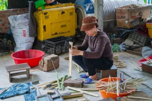 What the Bamboo Actually Involves – hoi an lantern making 3