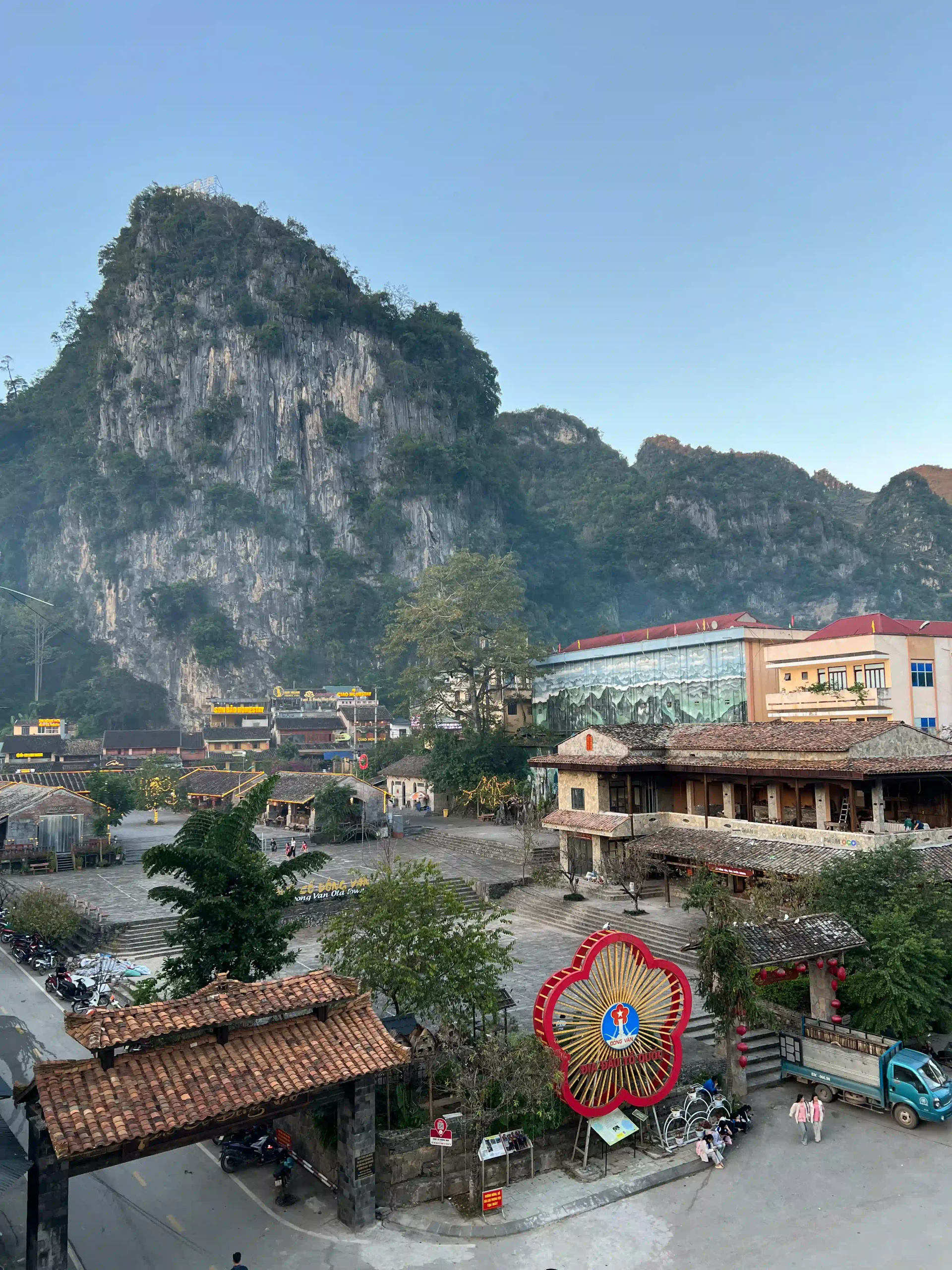 Dong Van Ancient Street: Best things to do in 1 night (2026) 8 What the Dong Van Old Quarter Actually Is 10 scaled Vietadvisor