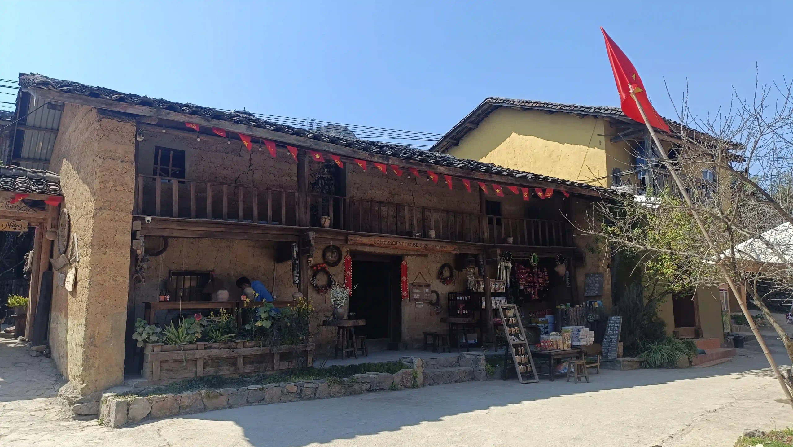 Dong Van Ancient Street: Best things to do in 1 night (2026) 2 What the Dong Van Old Quarter Actually Is 4 scaled Vietadvisor