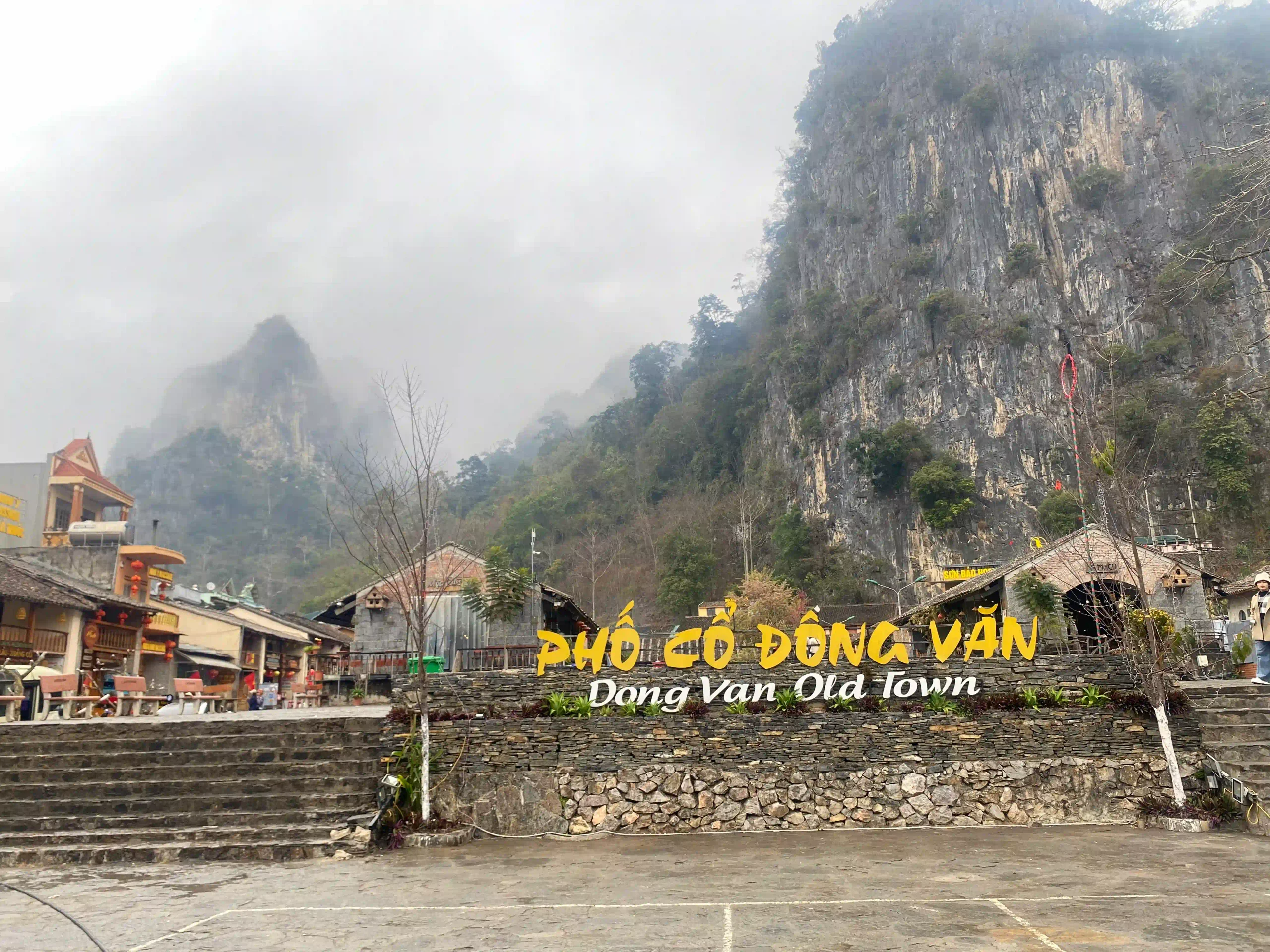 Cao Bang Loop vs Ha Giang Loop: Best choice for beginners? 27 What the Dong Van Old Quarter Actually Is 7 scaled Vietadvisor