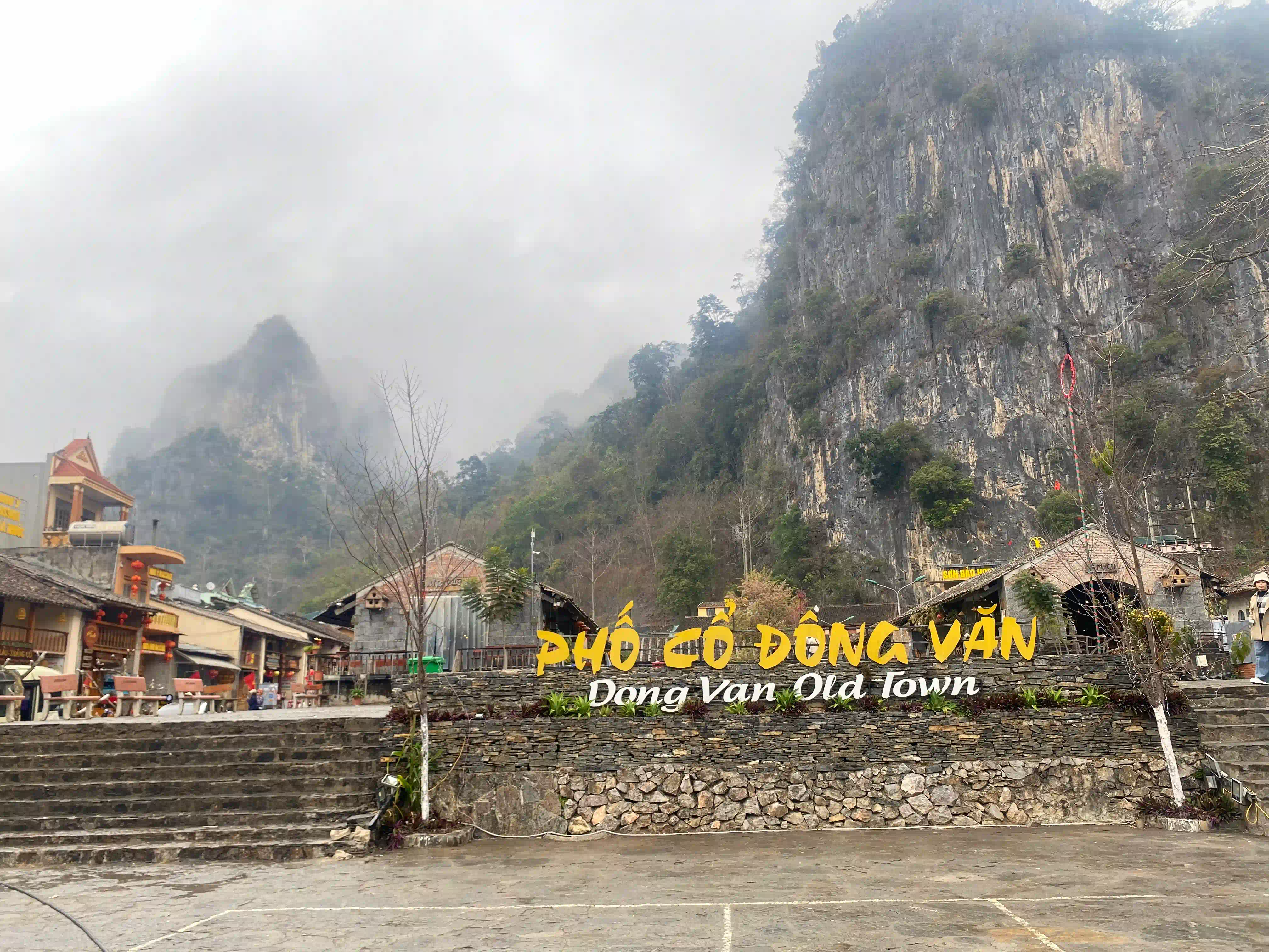 Dong Van Ancient Street: Best things to do in 1 night (2026) 7 What the Dong Van Old Quarter Actually Is 7 Vietadvisor