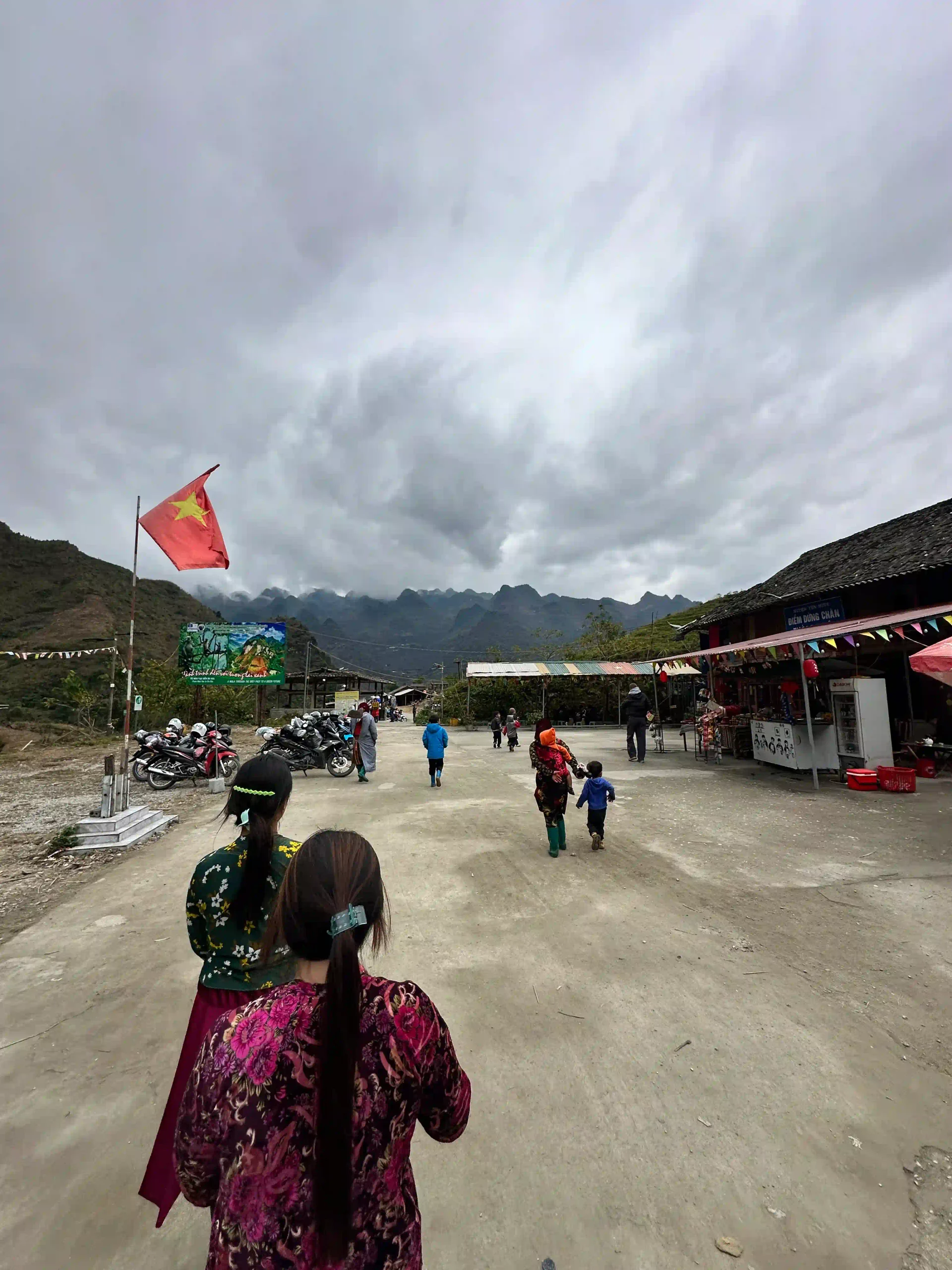 Du Gia Waterfall and Village: How to get there & what to do 4 Where Du Gia Waterfall Is and How to Get There 4 scaled Vietadvisor