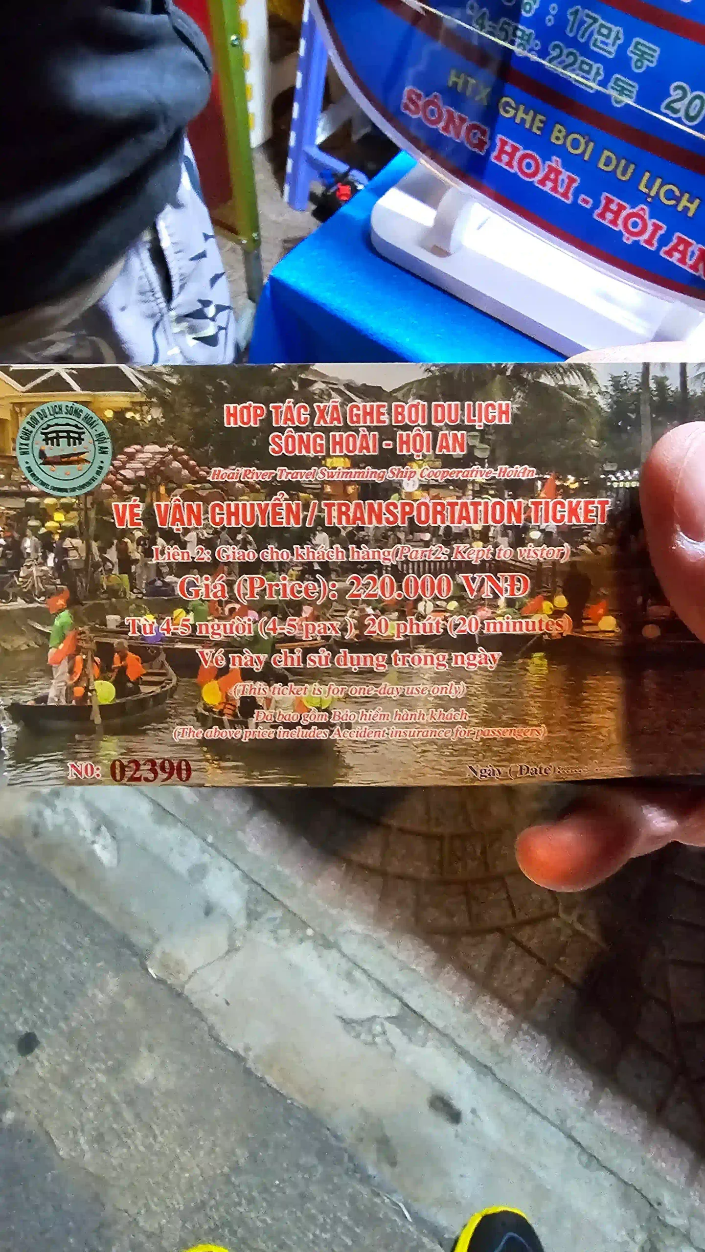 Review: Is the Hoi An lantern boat ride really worth it? 4 Where to Buy Tickets hoi an lantern boat 3 scaled Vietadvisor