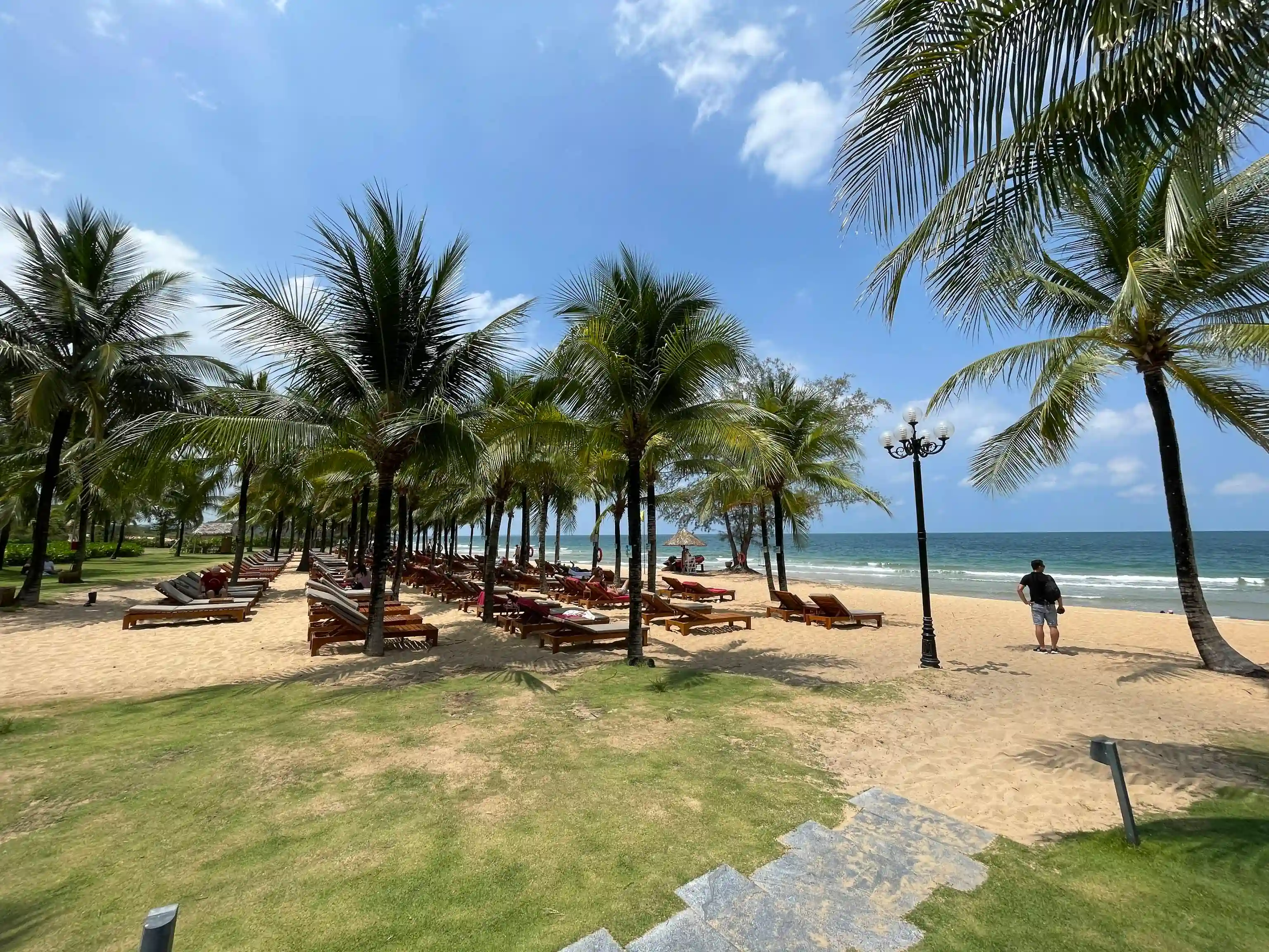 Ong Lang Beach Phu Quoc Guide: Map & All You Need to Know 10 Aura Beach Club at Movenpick phu quoc Vietadvisor