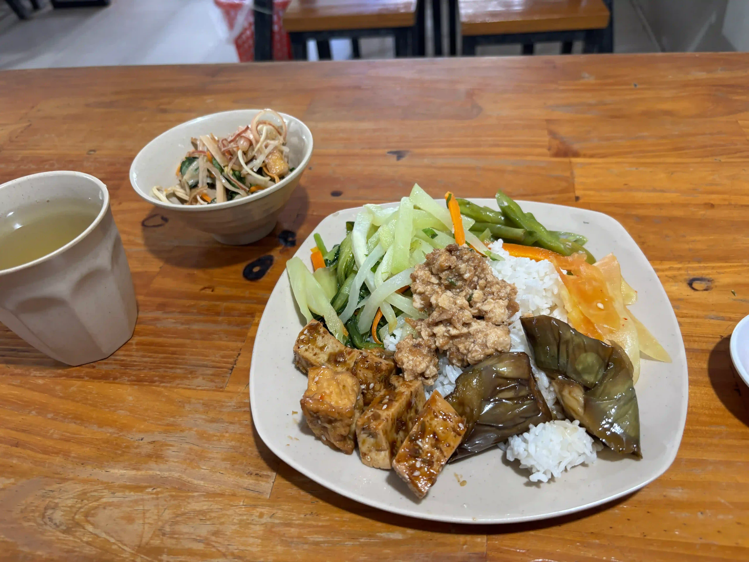 Top 5 Vegetarian Restaurants in Phu Quoc You Must Try (2026) 21 Bo De Chay Com Chay Tu Chon scaled Vietadvisor