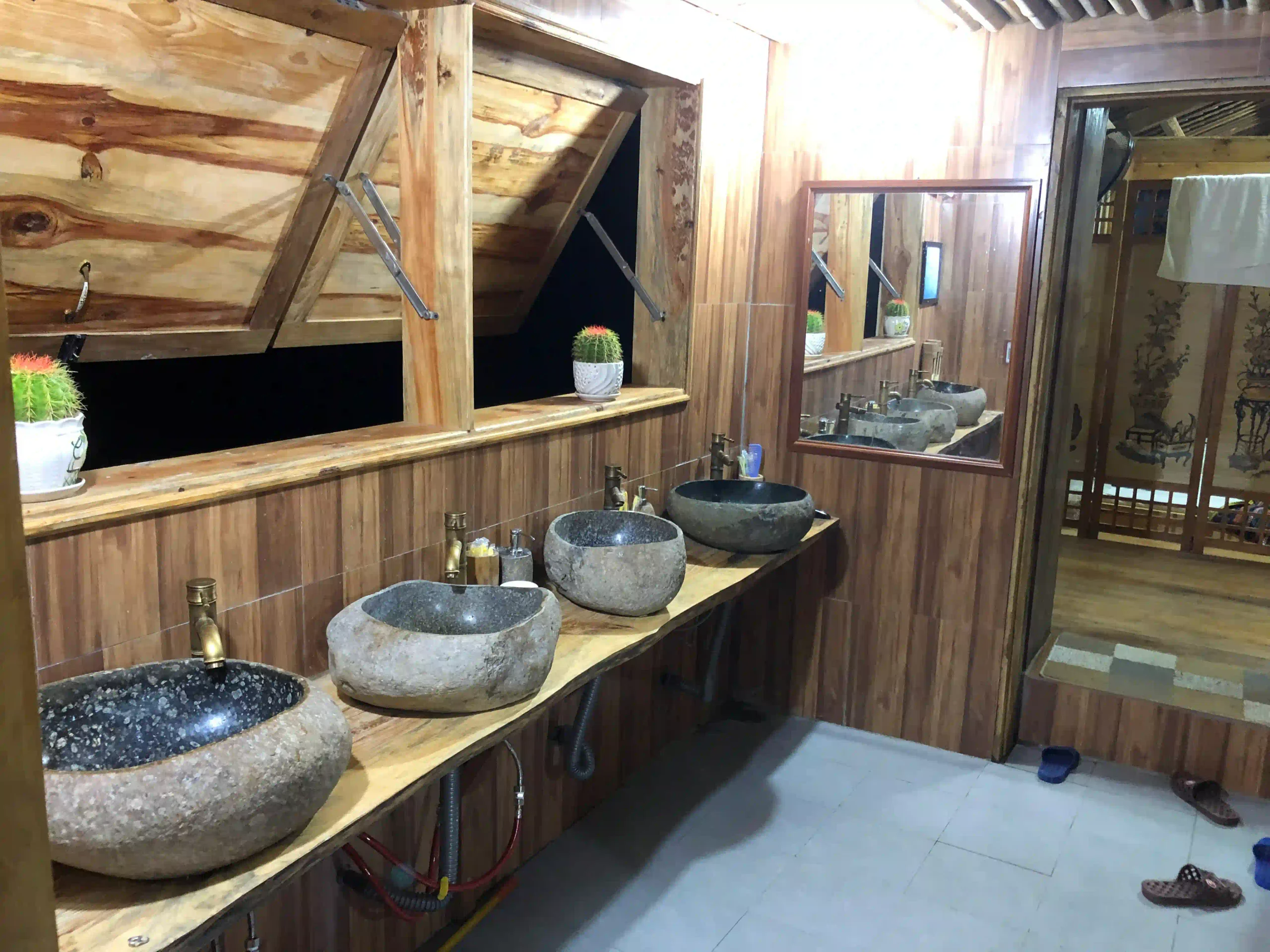 Meo Vac Clay House review: Experience & real photos (2026) 10 Meo Vac Clay House Rooms 2 scaled Vietadvisor