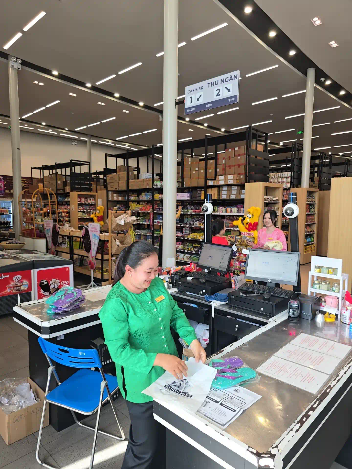 Where to Shop in Phu Quoc: 7 Places I Recommend (2026) 28 Vietnam Select the Supermarket in Sunset Town 3 Vietadvisor