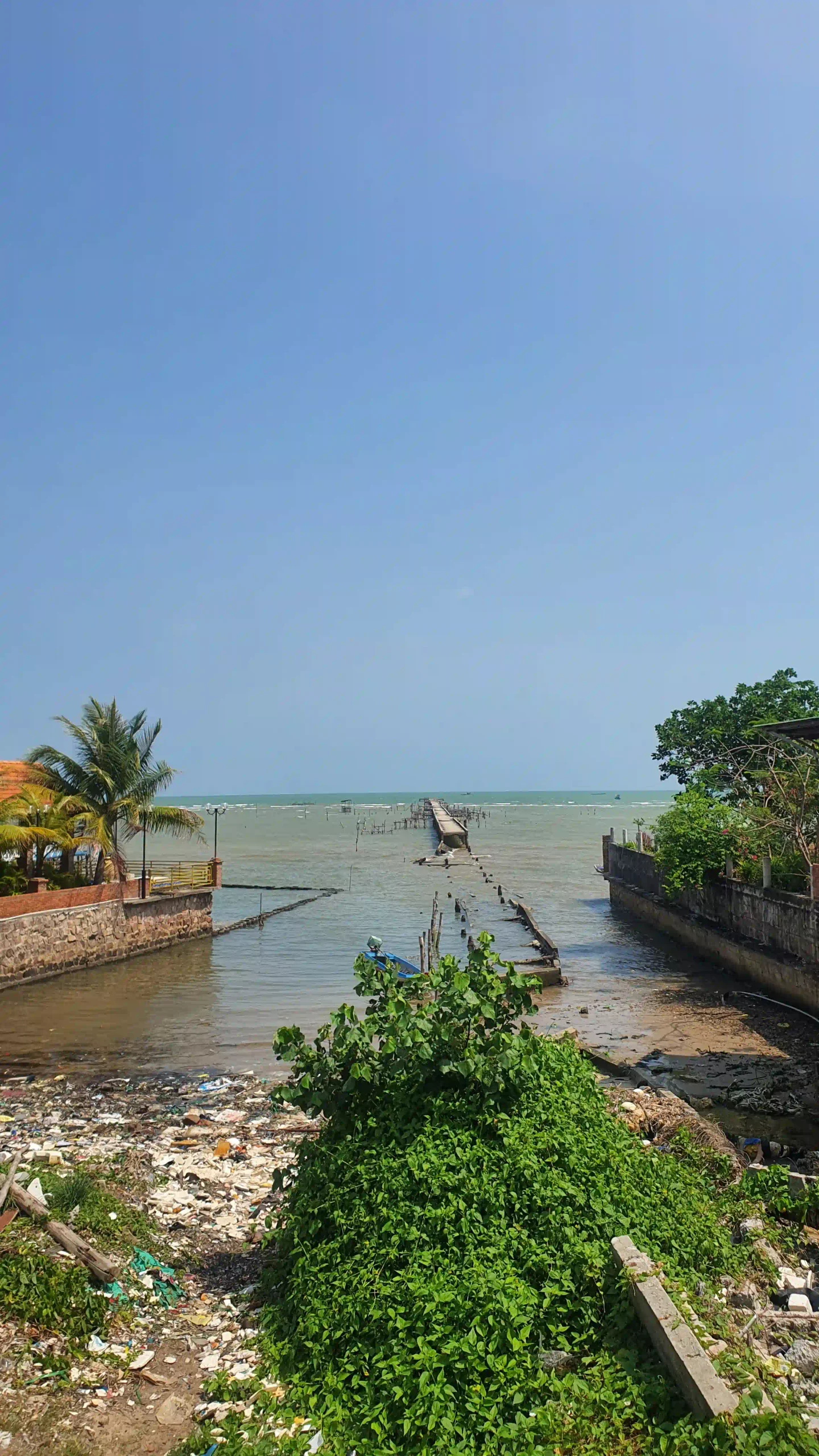 Ham Ninh Fishing Town: Reviews & Reality Check (2027) 6 What Happened to the Ham Ninh Pier 2 scaled Vietadvisor