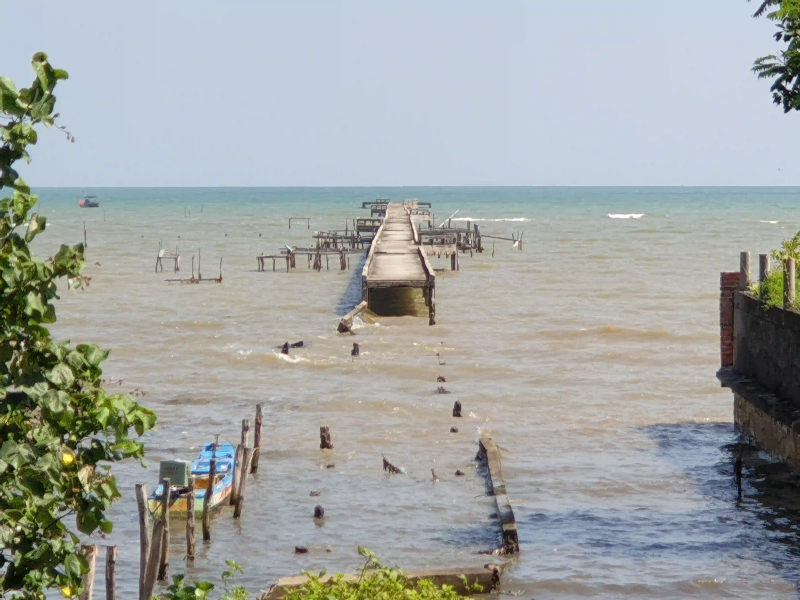 Ham Ninh Fishing Town: Reviews & Reality Check (2027) 7 What Happened to the Ham Ninh Pier scaled Vietadvisor