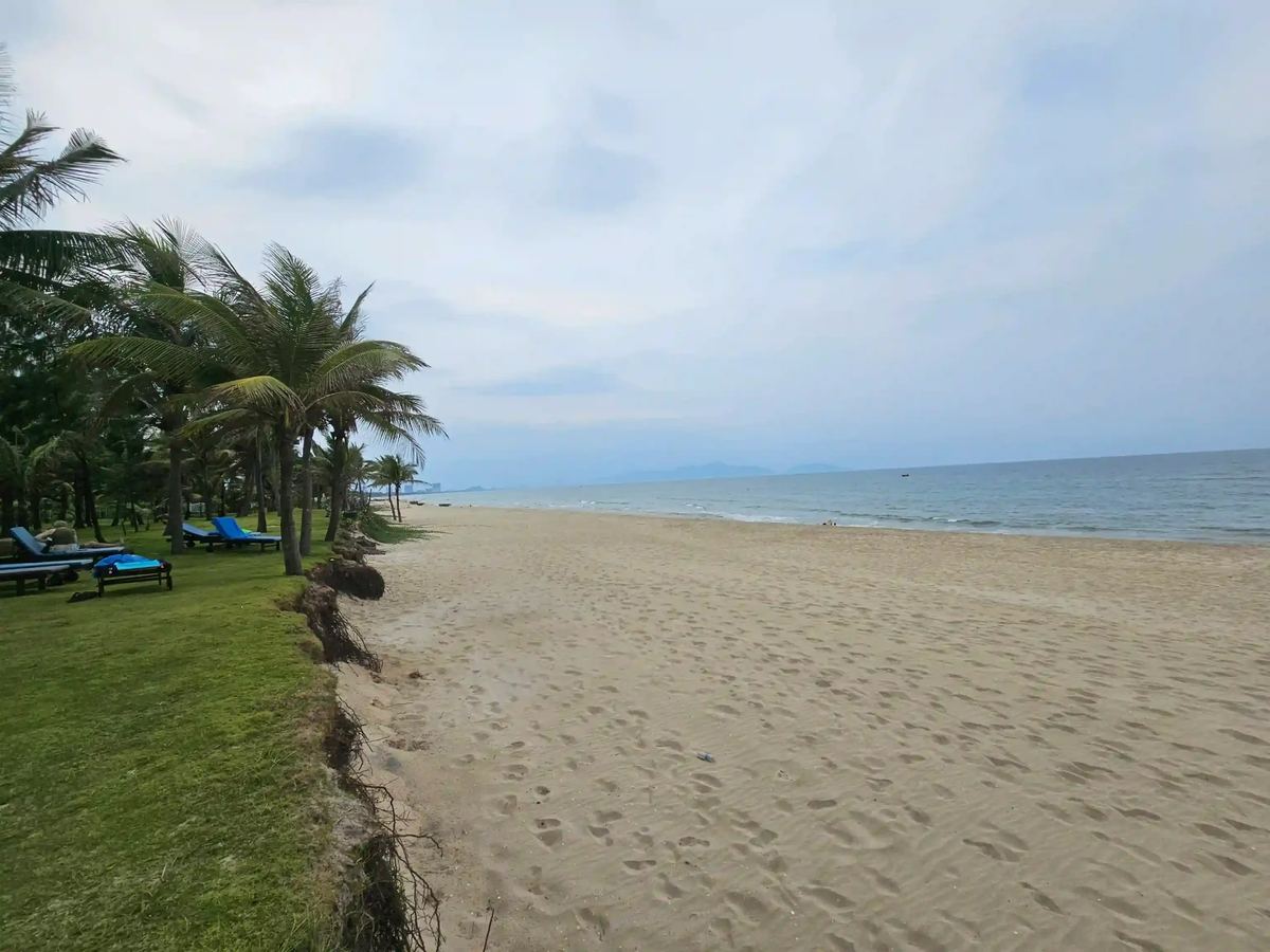 Phu Quoc or Con Dao for beach time in March? 1 beach 61741