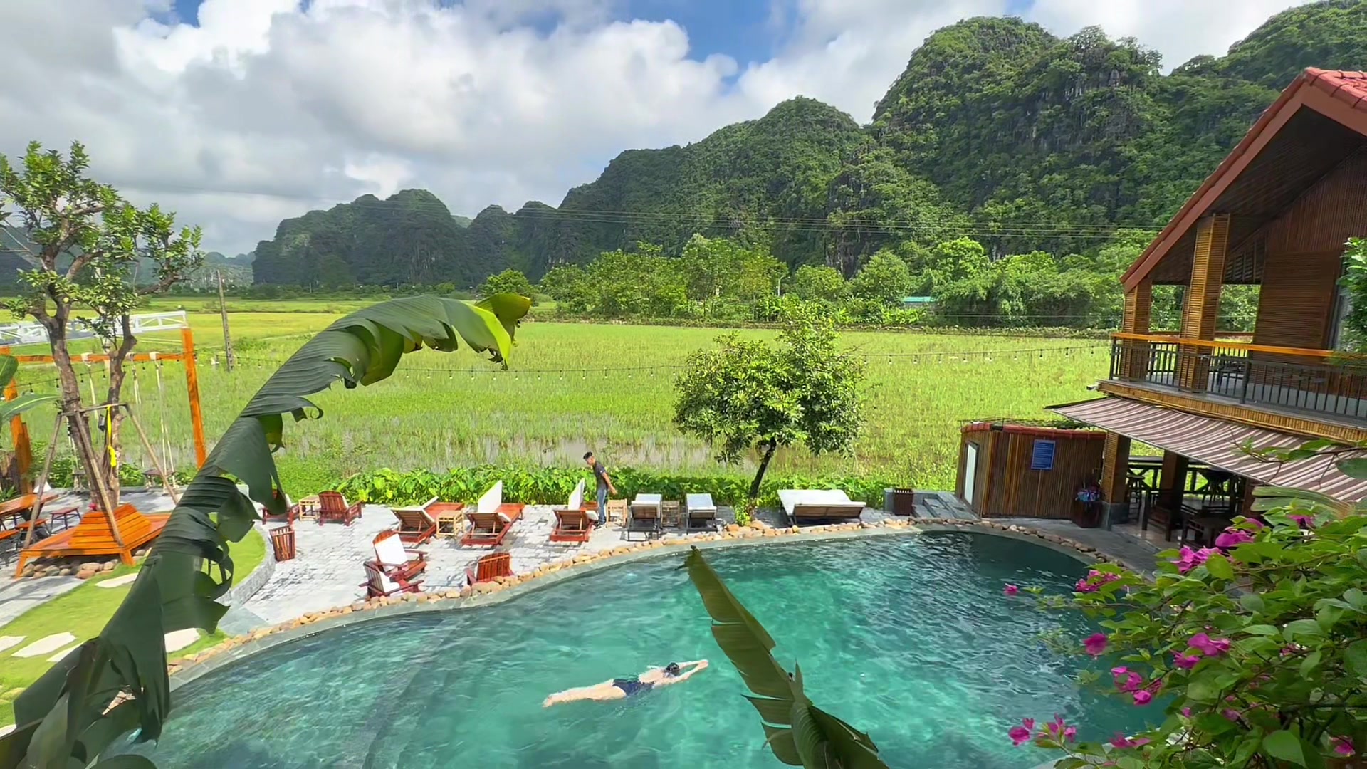Cuối tuần rồi đi đ&acirc;u đ&oacute; h&ocirc;ng 🌿🫠 #weekend #weekendvibes #trip #travel #traveltiktok #swimming #viralvideo #viral #ninhbinh #tamcoc #homestaytamcoc 