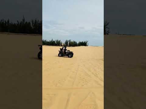 Chạy xe địa h&igrave;nh tren Đồi C&aacute;t V&agrave;ng Phan Thiết - Mũi N&eacute; #shorts #short #xediahinh #dulich #mũin&eacute;