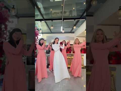 Bridesmaids in Ao Dai Dresses 🇻🇳❤️🤍❤️🤍