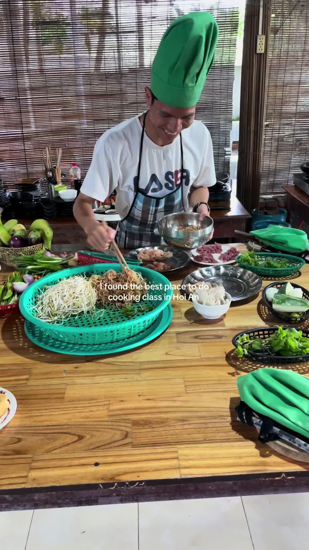 cooking class in Hoi An, Vietnam 👩🏼&zwj;🍳 #vietnam #vietnamhoian #hoian #thingstodoinvietnam 