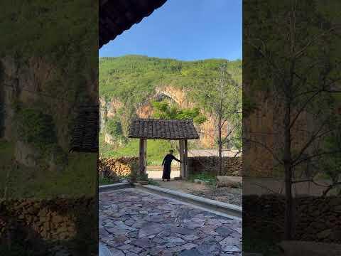Nh&agrave; nghỉ Dinh Đ&aacute; H'M&ocirc;ng - Nơi nghỉ dưỡng đậm chất v&ugrave;ng cao H&agrave; Giang #hagiang #lodge