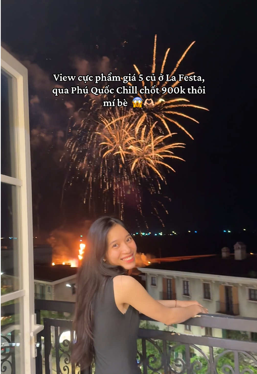Th&ecirc;m một chiếc kh&aacute;ch sạn view ngắm ph&aacute;o hoa kh&ocirc;ng thua g&igrave; La festa Ph&uacute; Quốc m&agrave; gi&aacute; mềm cho mấy b&agrave; n&egrave; #phuquocchill #phuquoc #reviewdulichphuquoc #reviewphuquoc  