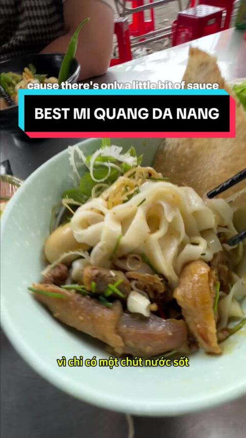 not even michelin has found this place yet but its better than the Michelin recommended spot 🤫  This spot is super local, no tourists in sight. #miquang #vietnam #vietnamtravel #danang #vietnamesefood 