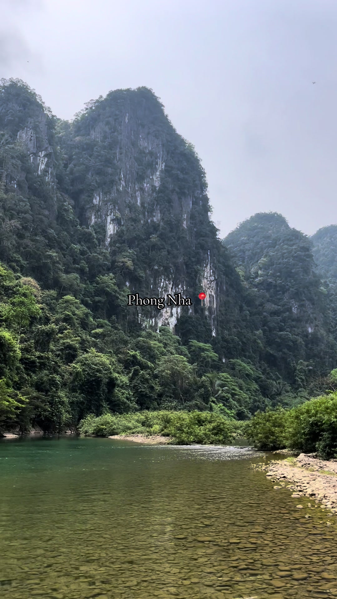 For all my adventure girlies out there, this is your spot! Phong Nha was a last minute stop on our way to Hanoi and it ended up having caving, hiking, biking around the national park and so much more 🥾 #travel #travelvietnam #adventure #caving #hiking #beautifulscenery #phongnha #beautifulplaces #traveldestinations 