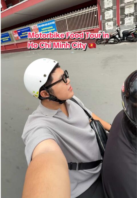 MOTORBIKE FOOD TOUR IN VIETNAM 🇻🇳  Hey mga ka-Chibugan! I finally hopped on one from my to-try list in Ho Chi Minh City&mdash;the Motorbike Food Tour! We tried 7 different dishes, and super lingaw jud siya! 🤩 🤳🏻 Use code CHIBUGANKLOOK when you book this via Klook para makasave! ✨ #HoChiMinhCity #Vietnam2026 #MotorbikeFoodTourinSaigon #ChibuganTravels #fyp