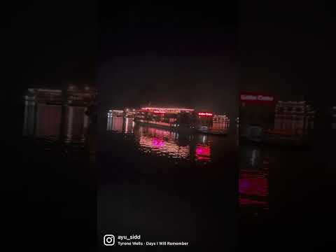 Ha long bay during night #vietnam #vietnamtour#halongbaycruise #traveldiaries #tripping