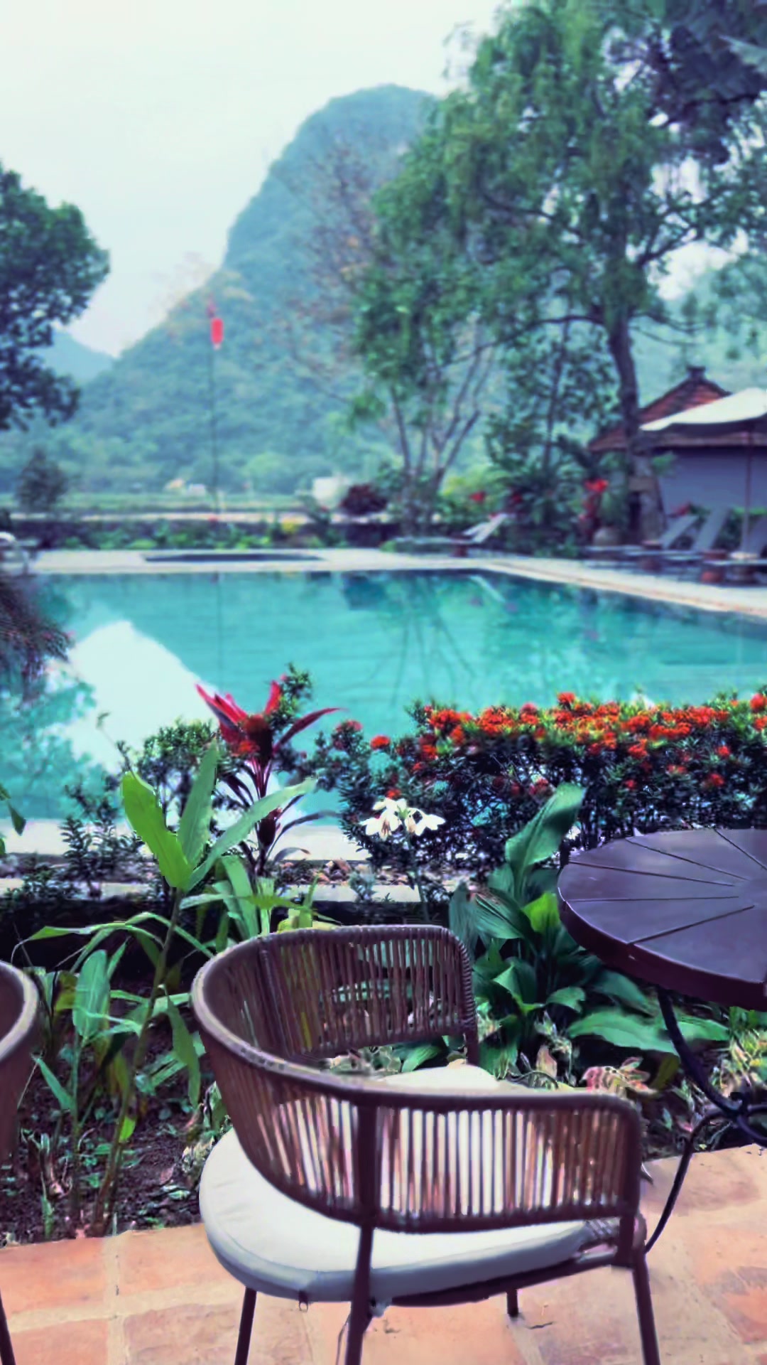 Was it a dream? ✨🌙 Our stay at Tam Coc Garden Resort was a happy accident 🙃  One of my favourite boutique hotel stays to date.  Amazing full breakfast included and good quality bikes for exploring. 🌺🍳🚲✨ #travel #traveltiktok #travellife #travelbucketlist #adventure #vietnam #tamcoc #fyp #vacation #dreamy #tamcocgardenresort 