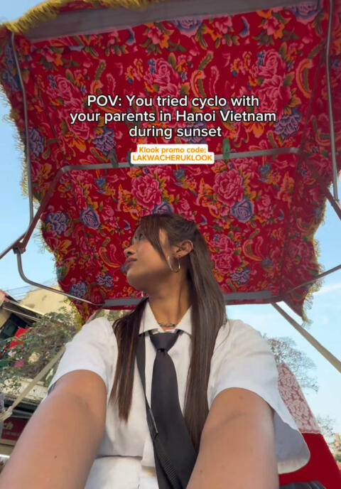 ASMR EXPERIENCE OF CYCLO IN HANOI VIETNAM.  Must try when you go visit Hanoi Vietnam is their &ldquo;Cyclo&rdquo; Tio: We paid 150,000 VND per cyclo and they usually give tourist higher prices so make sure to haggle. Book your hotel & activities via klook and use my klook voucher code: LAKWACHERUKLOOK #cyclo #cyclovietnam #hanoi #hanoivietnam #hanoivietnam🇻🇳 #vietnam #vietnamtoiyeu #fyp #fypage #fyppppppppppppppppppppppp #foryou #foryoupage #travel #traveltiktok #traveltok #bucketlist #parents #travelwithparents #asmr 