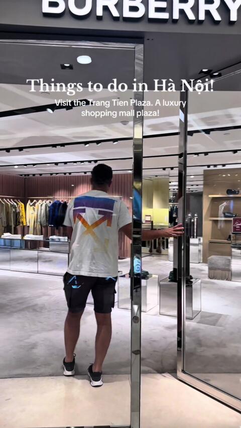 The Trang Tien Plaza in H&agrave; Nội Vietnam is a perfect place for a rainy day or when you just want to do something a little chilled.  It has all your designer boutiques such as Gucci Cartier and Burberry but also lots of other shops including Korean skin care. #Hanoi #hanoishopping #trangtienplaza #hanoithingstodo #hanoitravel 