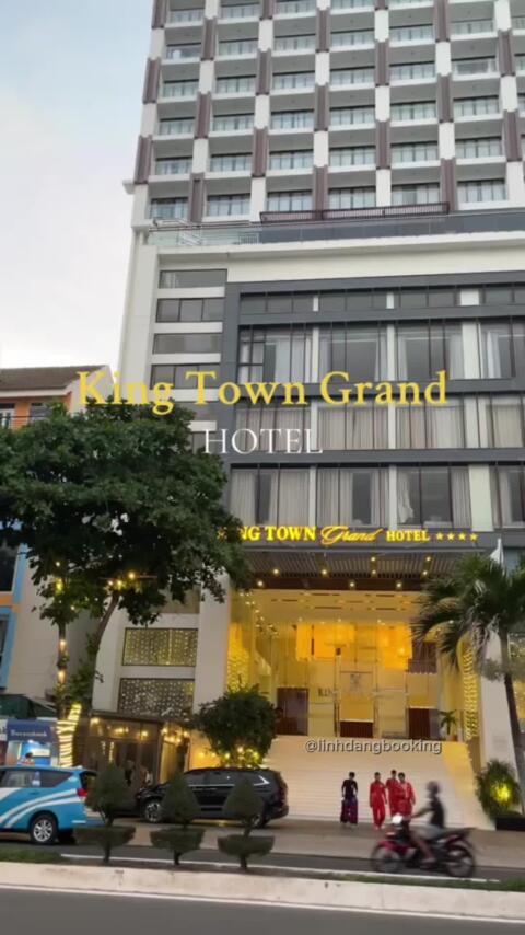 ⭐⭐ 𝗞𝗜𝗡𝗚𝗧𝗢𝗪𝗡 𝗚𝗥𝗔𝗡𝗗 - 𝗛𝗢𝗧𝗘𝗟 𝗡𝗛𝗔 𝗧𝗥𝗔𝗡𝗚⭐️⭐️ #nhatrangbeach#nhatrang#viewbiennhatrang#khachsannhatrang#kingtour 