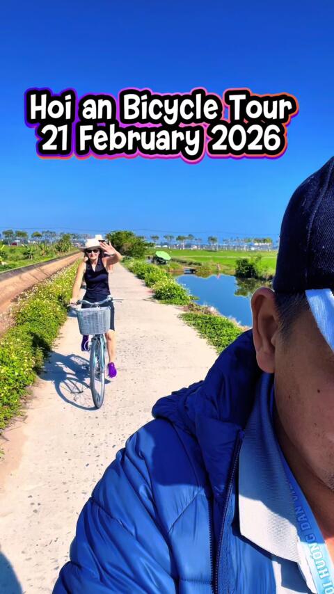Hoi an + bicyle+ sunshine = a perfect day . Peading through sunny Hoi an, one smile at a time  &mdash;&mdash;&mdash;&mdash;&mdash;&mdash;&mdash;- #hoian #bicycle #bicycletour #loclocalguide #viral 
