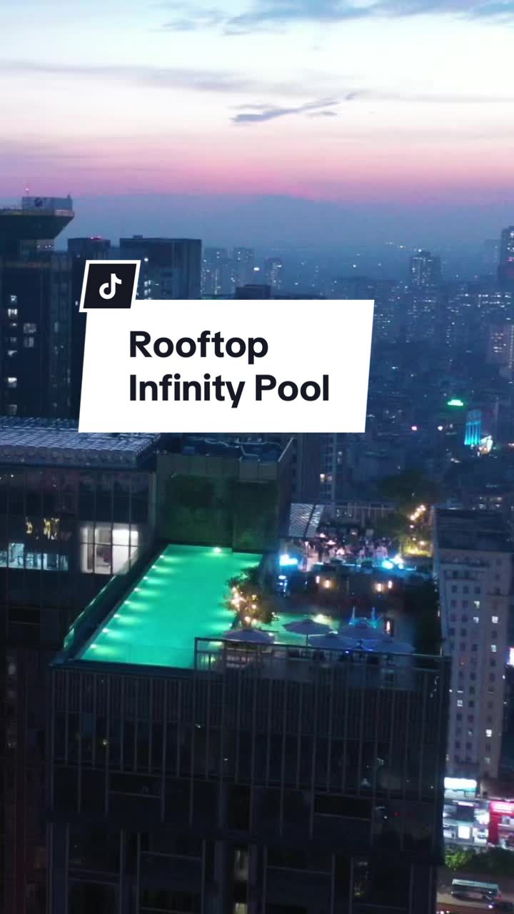 Experience the Rooftop infinity pool at Swiss-Belresidences Hanoi #beboivocuc #infinitypool #epictower #swissbelresidenceshanoi #fyp #trending 
