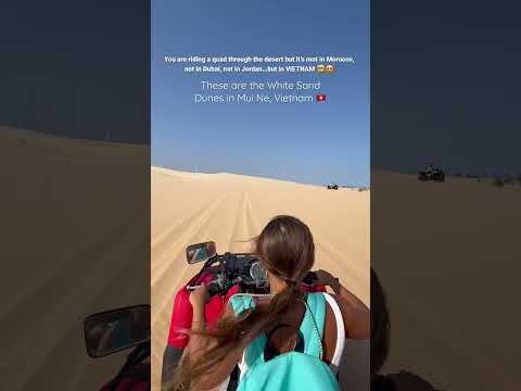 RIDING A QUAD ON THE SAND DUNES OF MUI NE, VIETNAM 🇻🇳 #vietnam #desert #quad #travelblogger #asia