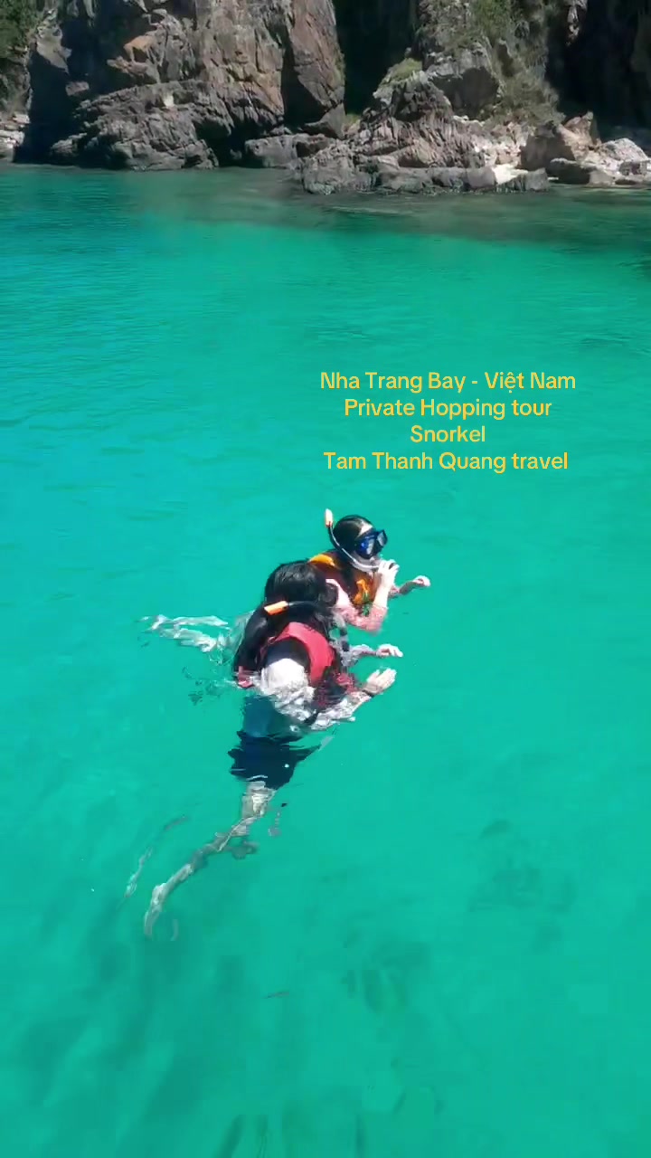 Hopping tour in Nha Trang Bay. Two guests from South Korea joined a private island-hopping tour. It was a beautiful sunny day with crystal-clear water. Most importantly, the private swimming spot selected by the company was not crowded, giving the guests space to fully enjoy a day by the sea. Send mesage to us if you need more information.  #hoppingtourinnhatrang #privatehoppingtour #nhatrangisland #islandtour #privateislandtour #healing #snorkeling #nhatrangvietnam #nhatrangbay #vietnam 