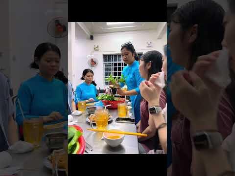Ho Chi Minh Food Tour by Motorbikes | Kiss Tour
